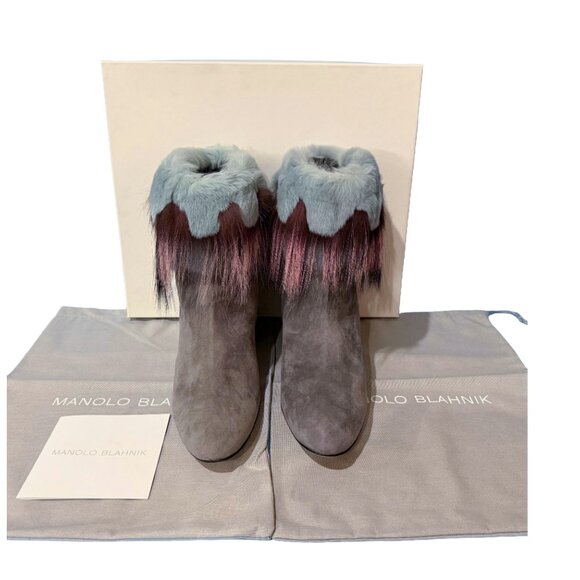 Brand New Manolo Blahnik Insofur 40 Suede and Fur Ankle Boots - Picture 2 of 12